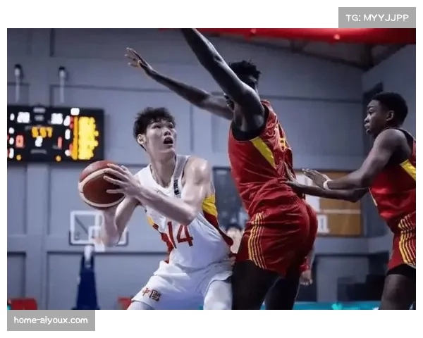 福建男篮不敌山东U22 小组赛遭遇实力差距考验